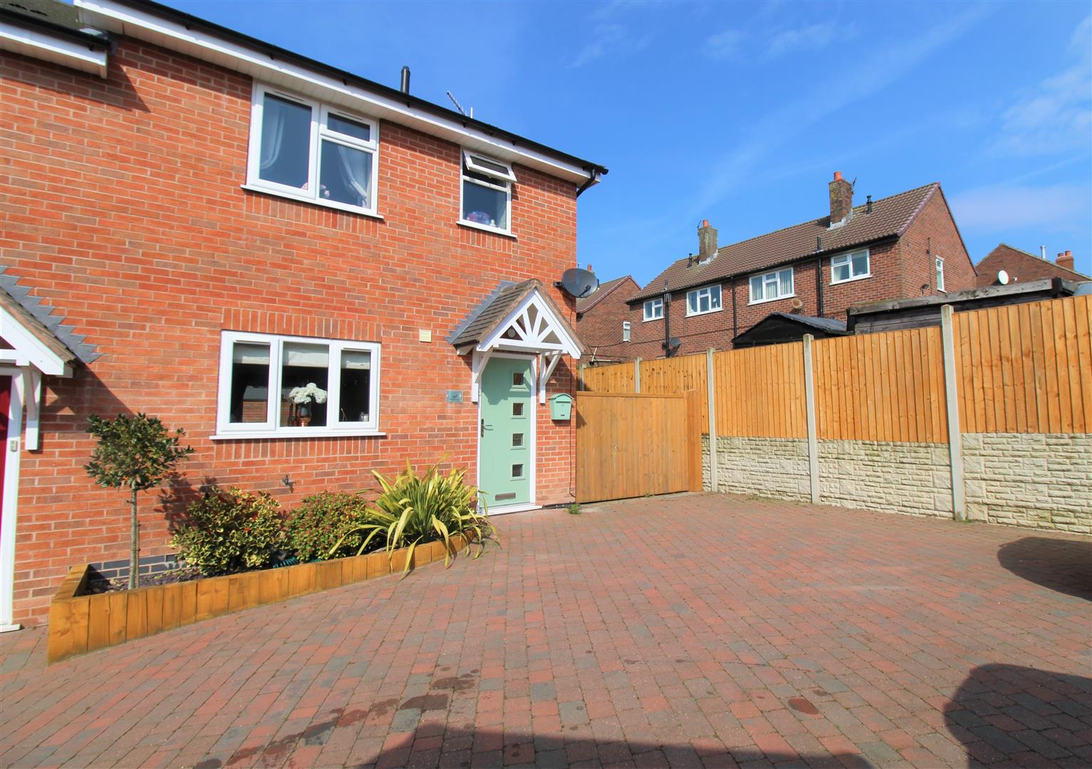 Willfield Lane, Brown Edge, Stoke-On-Trent